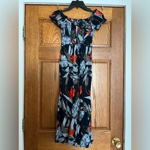 Casual, stretchy cropped jumpsuit